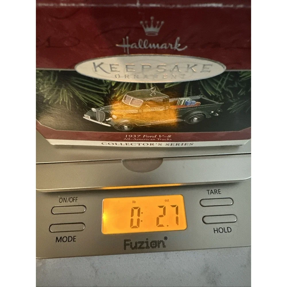 1998 Hallmark Keepsake Ornament 1937 Green Ford V-8 Truck All-American Trucks
